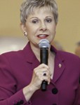 Patricia Fripp delivery a speech on sales presentation Patricia Fripp delivery a speech on sales presentation